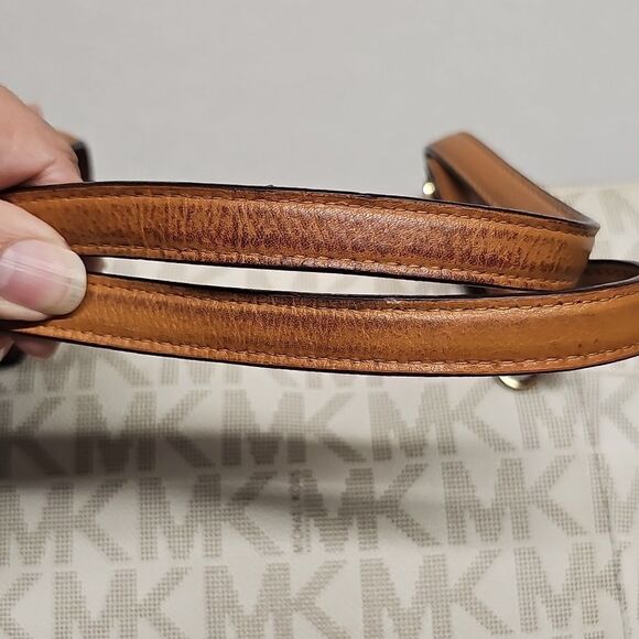 MICHAEL KORS JET SET ZIP TOP TOTE BFPM-07-031 - Picture 8 of 9